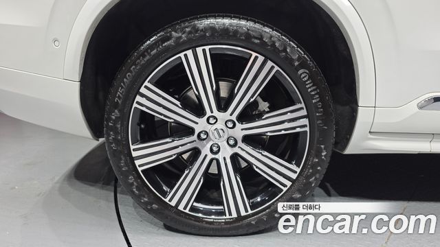 Volvo XC90 2022 — photo 5