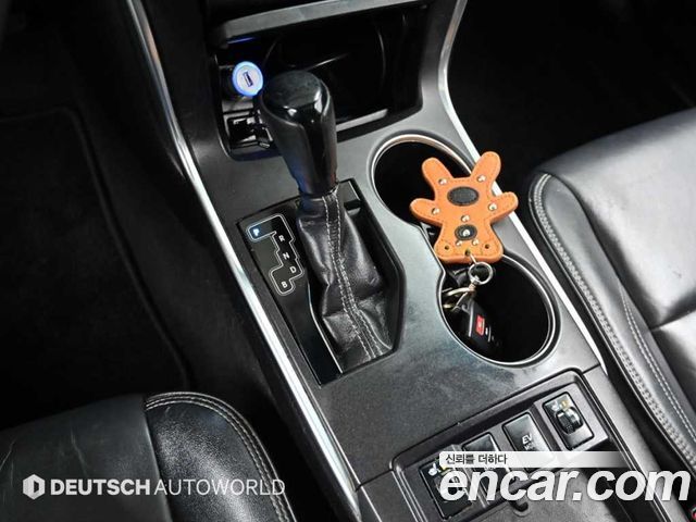Toyota Camry 2017 — photo 9