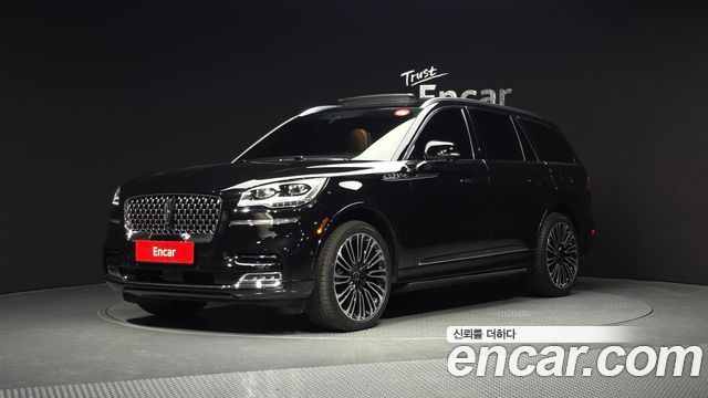 Lincoln Aviator 2023 — photo 1