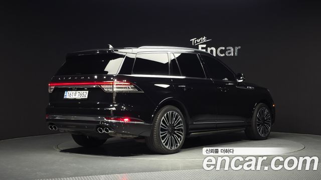 Lincoln Aviator 2023 — photo 2