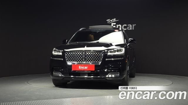 Lincoln Aviator 2023 — photo 3