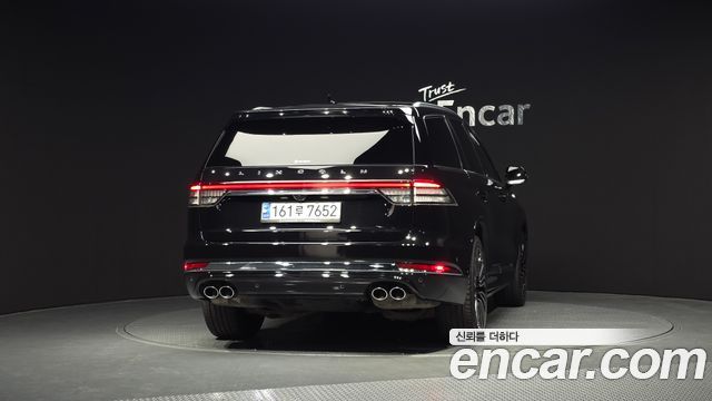 Lincoln Aviator 2023 — photo 4