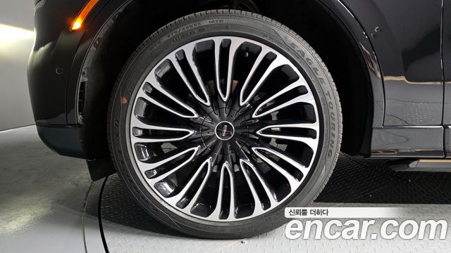 Lincoln Aviator 2023 — photo 5