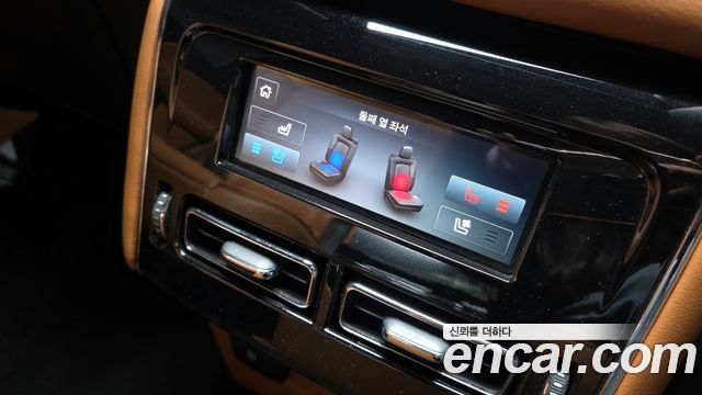 Lincoln Aviator 2023 — photo 18