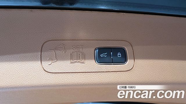 Lincoln Aviator 2023 — photo 19