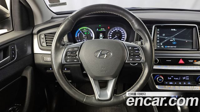 Hyundai Sonata 2018 — photo 13