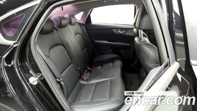 Kia K3 2020 — photo 12