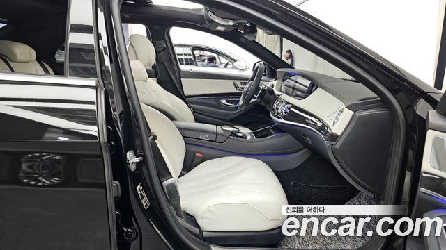 Mercedes-Benz S-Class 2019 — photo 11