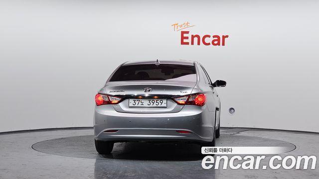 Hyundai Sonata 2010 — photo 4