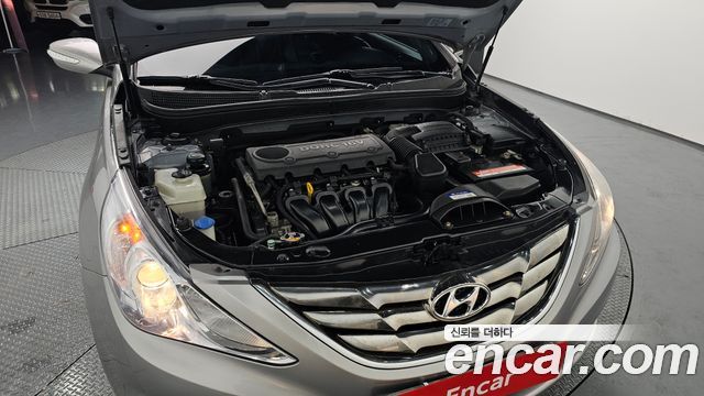 Hyundai Sonata 2010 — photo 6