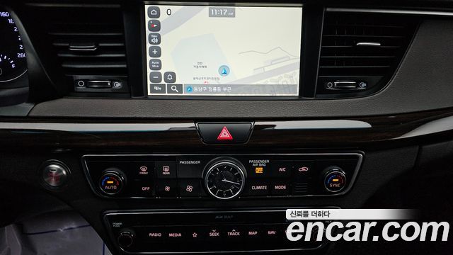 Kia K7 2019 — photo 17