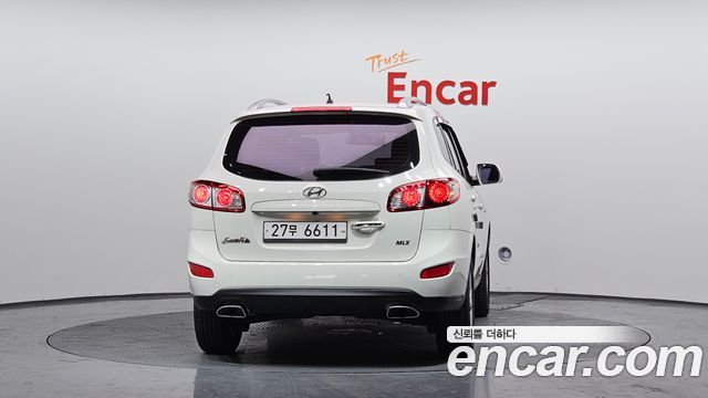 Hyundai Santafe 2011 — photo 4