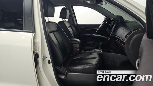 Hyundai Santafe 2011 — photo 10