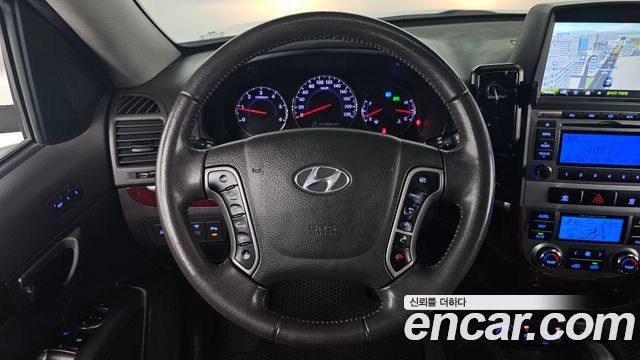 Hyundai Santafe 2011 — photo 13