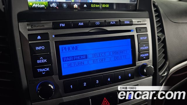 Hyundai Santafe 2011 — photo 16
