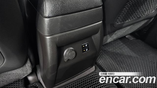 Hyundai Santafe 2011 — photo 19