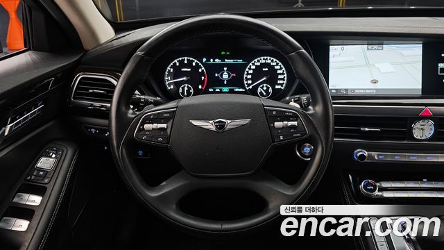 Genesis G90 2019 — photo 13