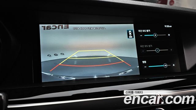 Genesis G90 2019 — photo 15