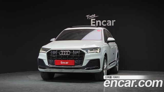 Audi Q7 2023 — photo 3