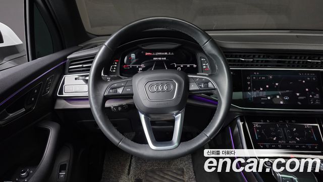 Audi Q7 2023 — photo 13