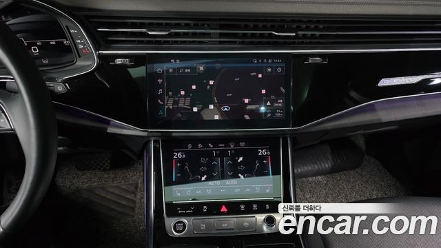 Audi Q7 2023 — photo 14