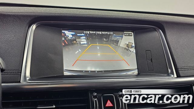 Kia K5 2016 — photo 22