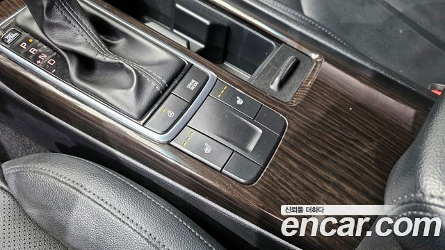 Kia K5 2016 — photo 29