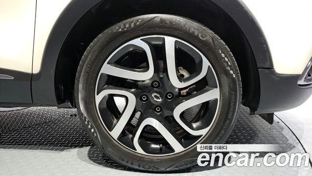 Renault Korea QM3 2015 — photo 5