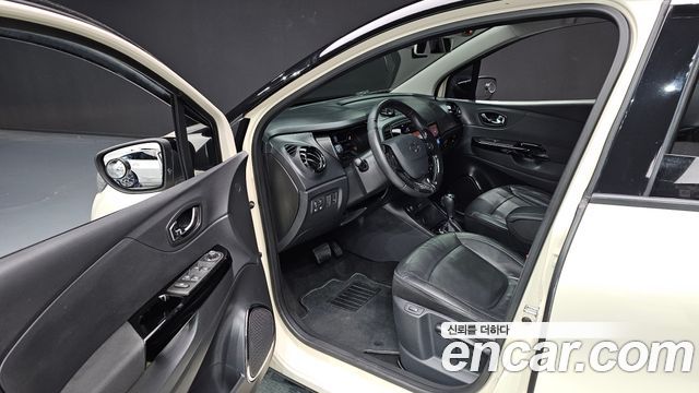 Renault Korea QM3 2015 — photo 11