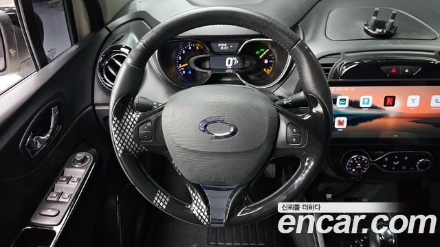 Renault Korea QM3 2015 — photo 14