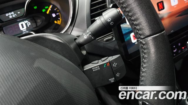 Renault Korea QM3 2015 — photo 20