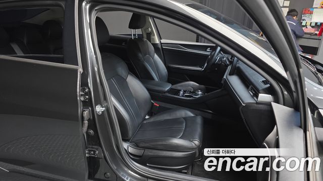 Kia K5 2021 — photo 12