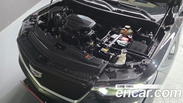 Cadillac XT6 2023 — photo 6