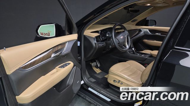 Cadillac XT6 2023 — photo 13