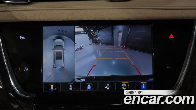 Cadillac XT6 2023 — photo 20