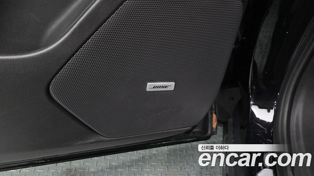 Cadillac XT6 2023 — photo 16