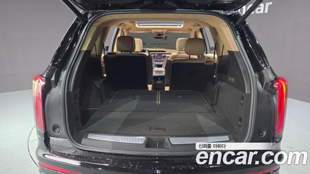 Cadillac XT6 2023 — photo 29