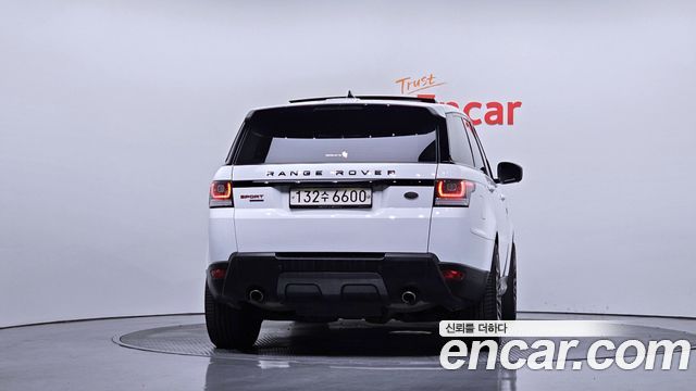 Land Rover Range Rover Sport 2017 — photo 4