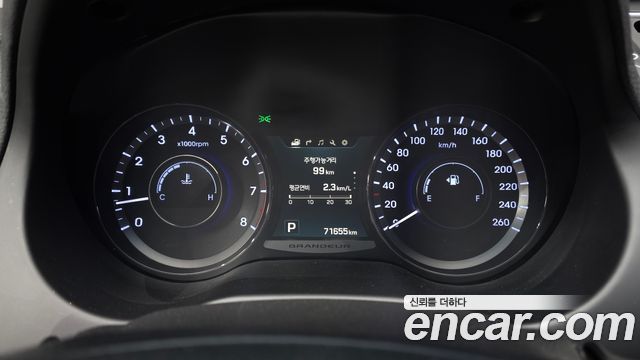 Hyundai Grandeur 2016 — photo 8