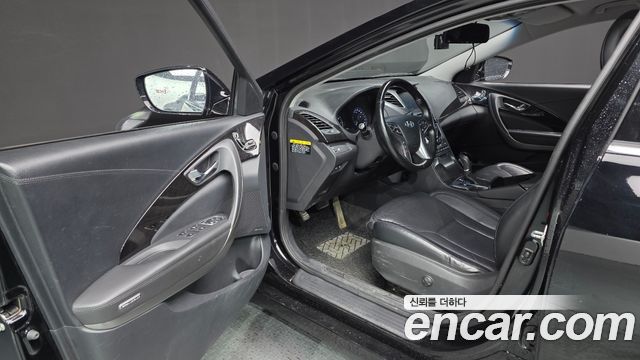Hyundai Grandeur 2016 — photo 10
