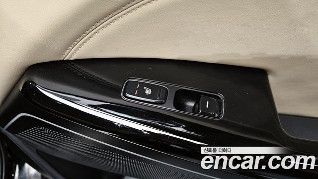 Kia K7 2016 — photo 18