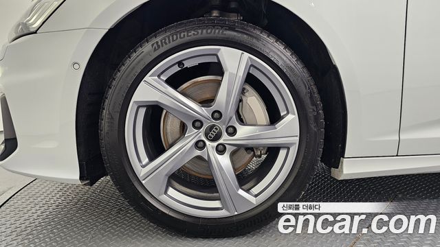 Audi A6 2025 — photo 5