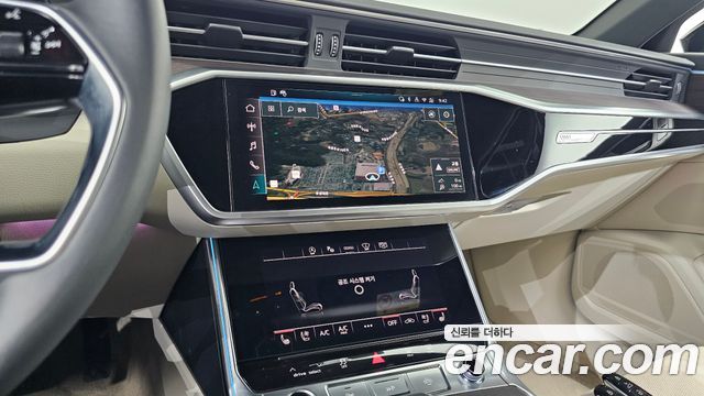 Audi A6 2025 — photo 13