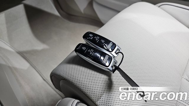 Audi A6 2025 — photo 16