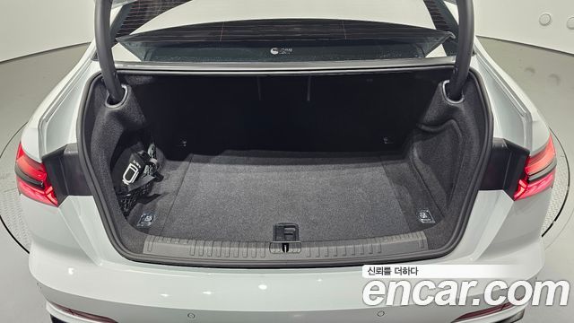 Audi A6 2025 — photo 19