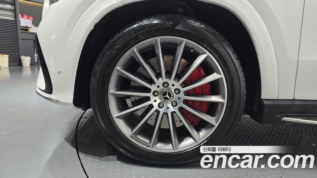 Mercedes-Benz GLE-Class 2024 — photo 5