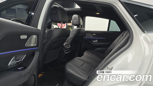 Mercedes-Benz GLE-Class 2024 — photo 12