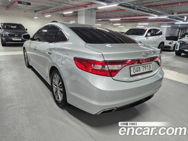 Hyundai Grandeur 2016 — photo 3