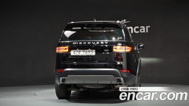 Land Rover Discovery 2018 — photo 4