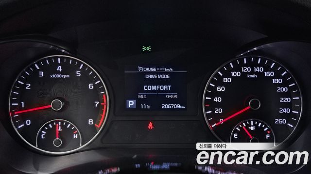 Kia K5 2019 — photo 8